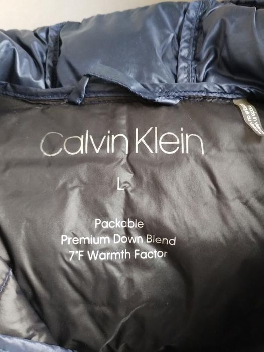 Calvin klein легкий мікропуховик пуховик down packable з капюшоном