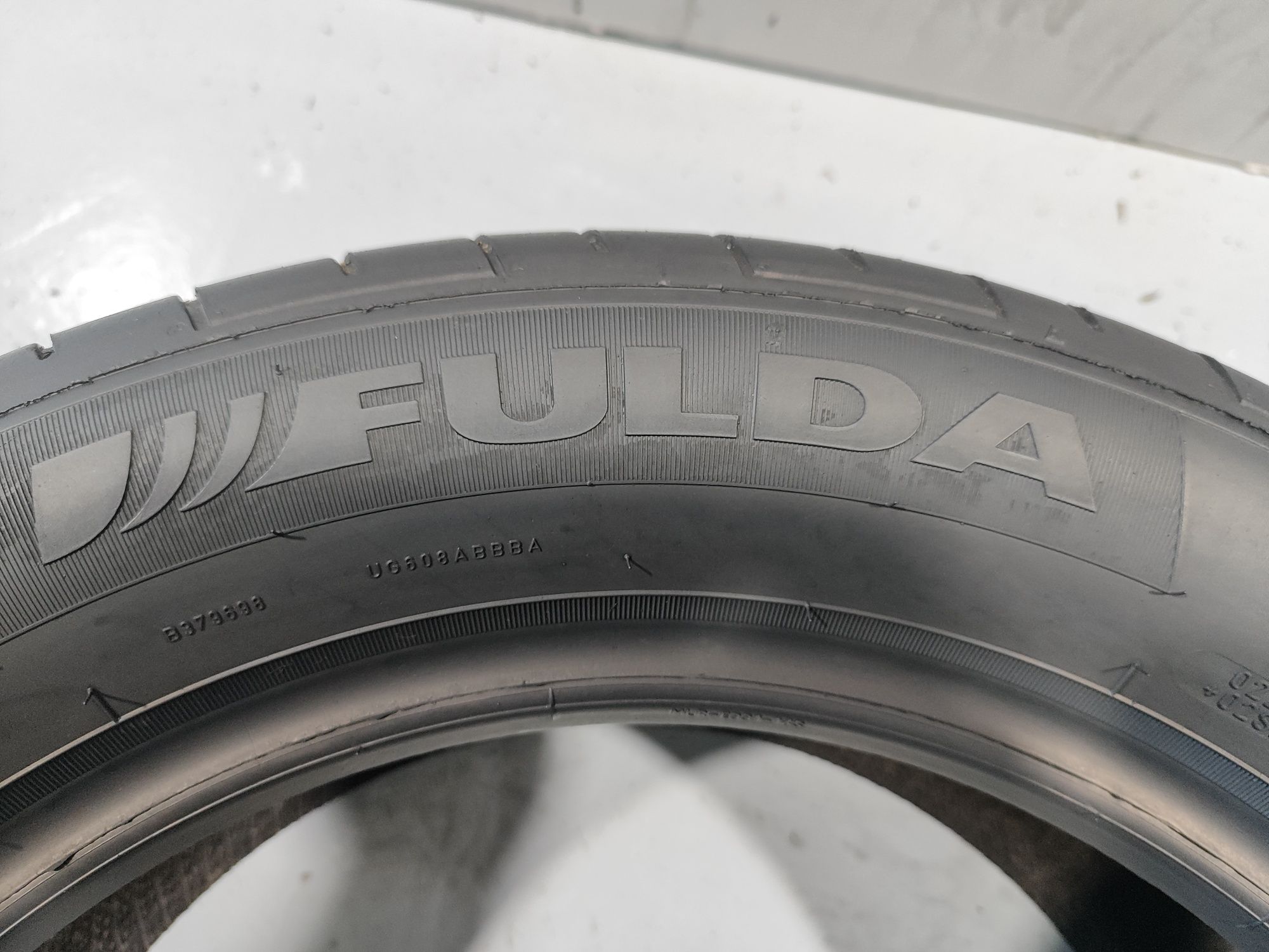 2 pneus semi novos 215-55R16 Fulda - Oferta dos Portes