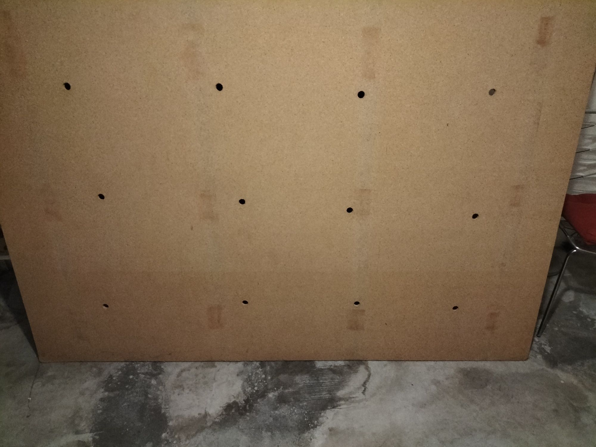 Tábua de estrado de cama como nova