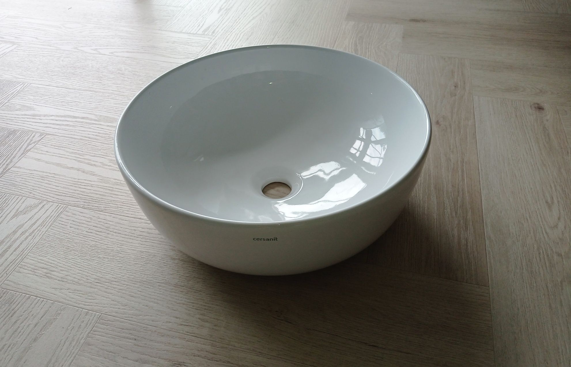 Umywalka ceramiczna nablatowa Moduo okrągła 40 cm