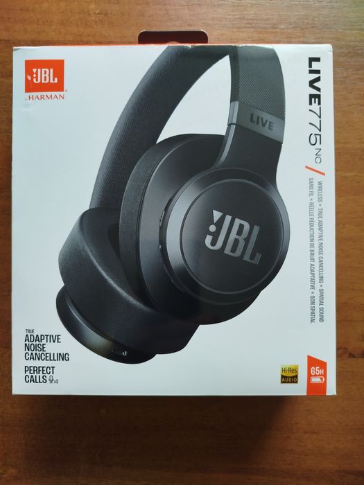 Продам навушники JBL LIVE775NC