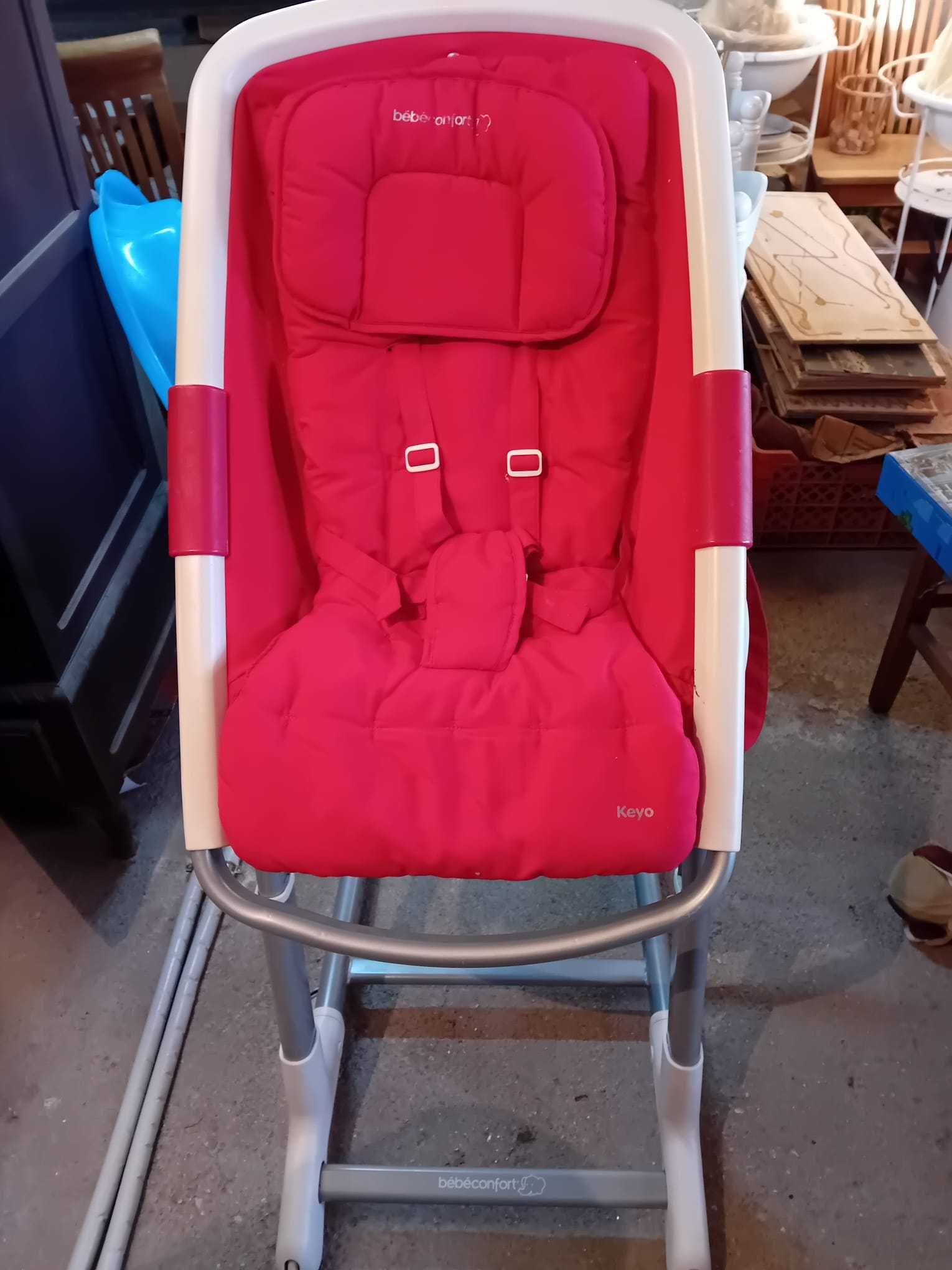 Cadeira de refeição + espreguiçadeira com suporte Keyo (Bébé Confort)