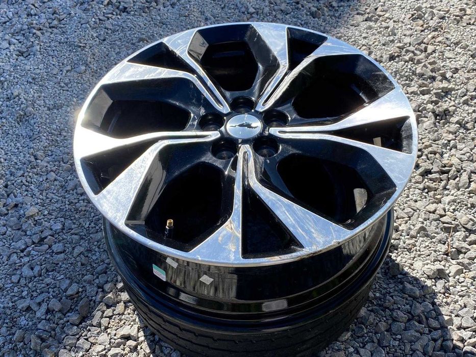 Felga Ford Mustang 7x19 5x108 ET 47,5 LJ8C-1007-B1A
