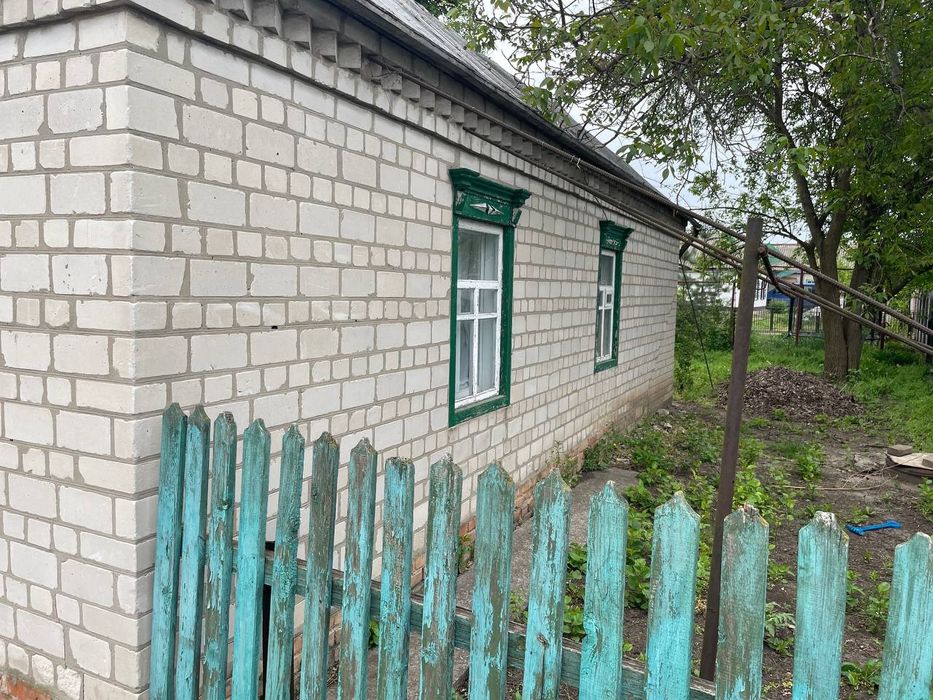 Продам добротний будинок в Підгородному
