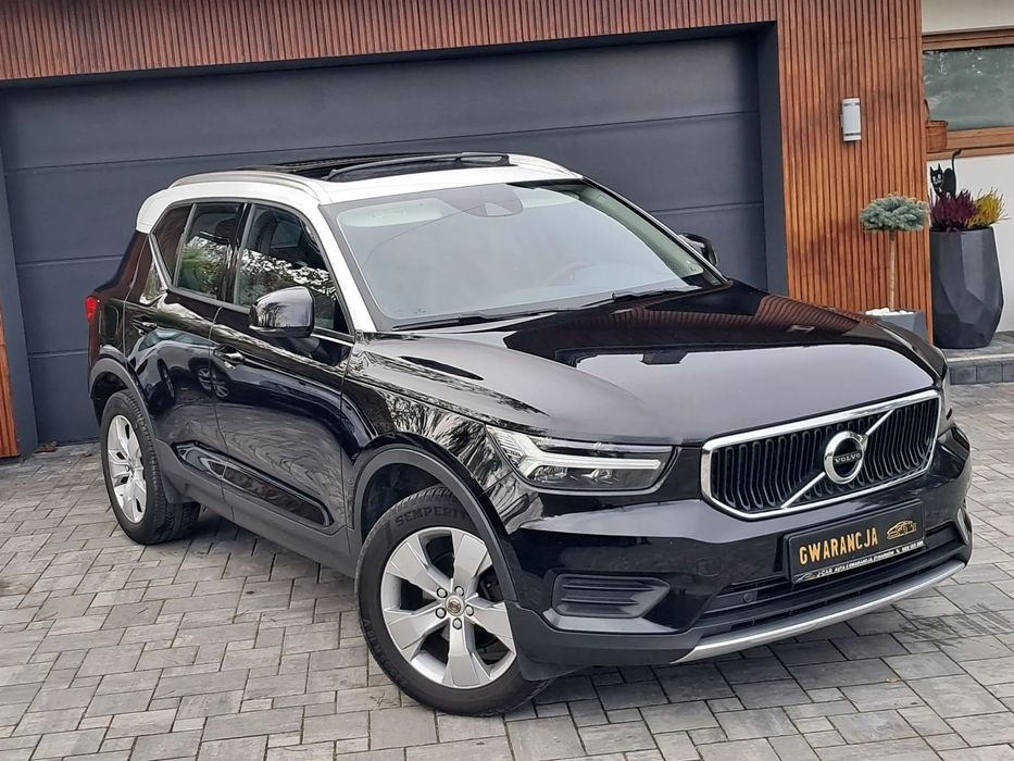 Volvo XC 40 __Panorama__Skóry__Harman/Kardon__EL.Klapa__Bezwypadkowe_m2019