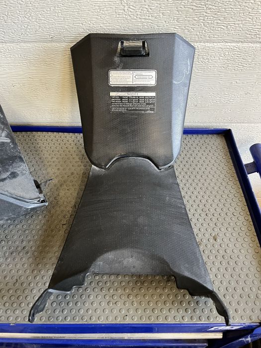 Schowek pokrywka kymco x-town 125 300