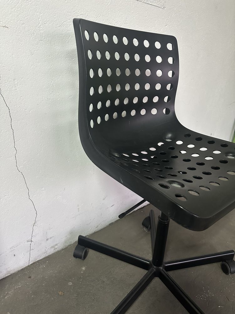 Krzeslo do biurka IKEA