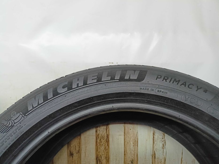 Michelin Primacy 4 255/45/20 21r. 105V 2x5,6mm (4690)