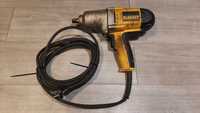 Klucz udarowy DEWALT, mocny na 230V.