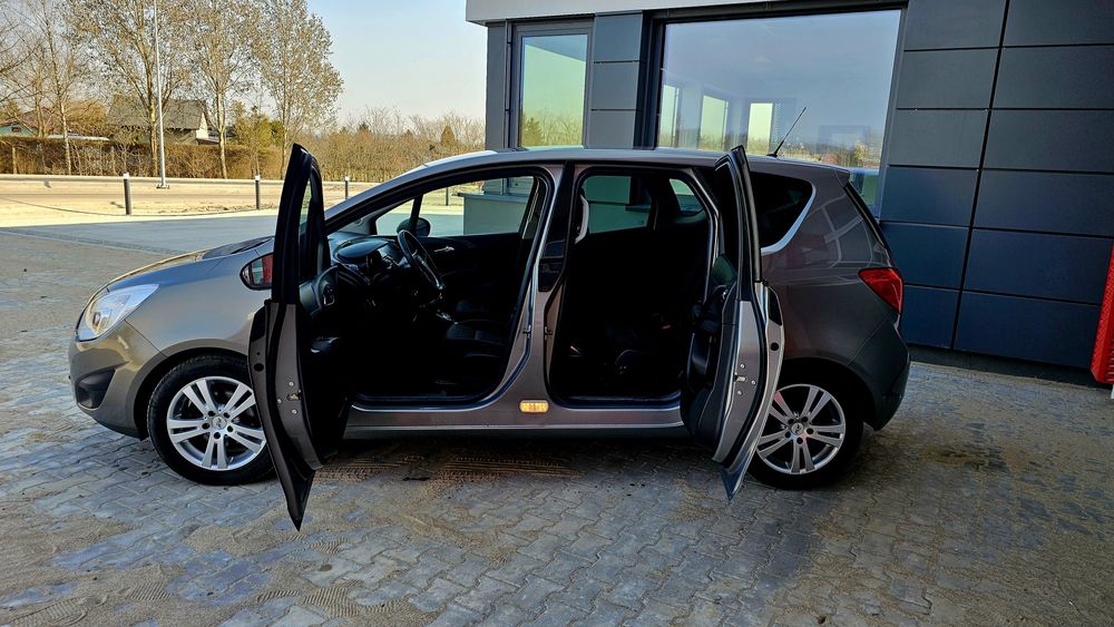 Opel Meriva 1.4 TURBO Benzyna * Piękna * Mały przebieg *