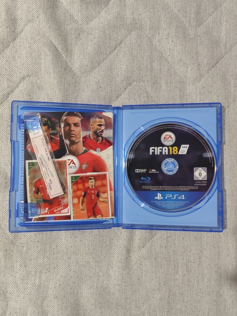 PS4 Slim 500GB + Comando Preto + Jogo FIFA 18 Na Caixa Original