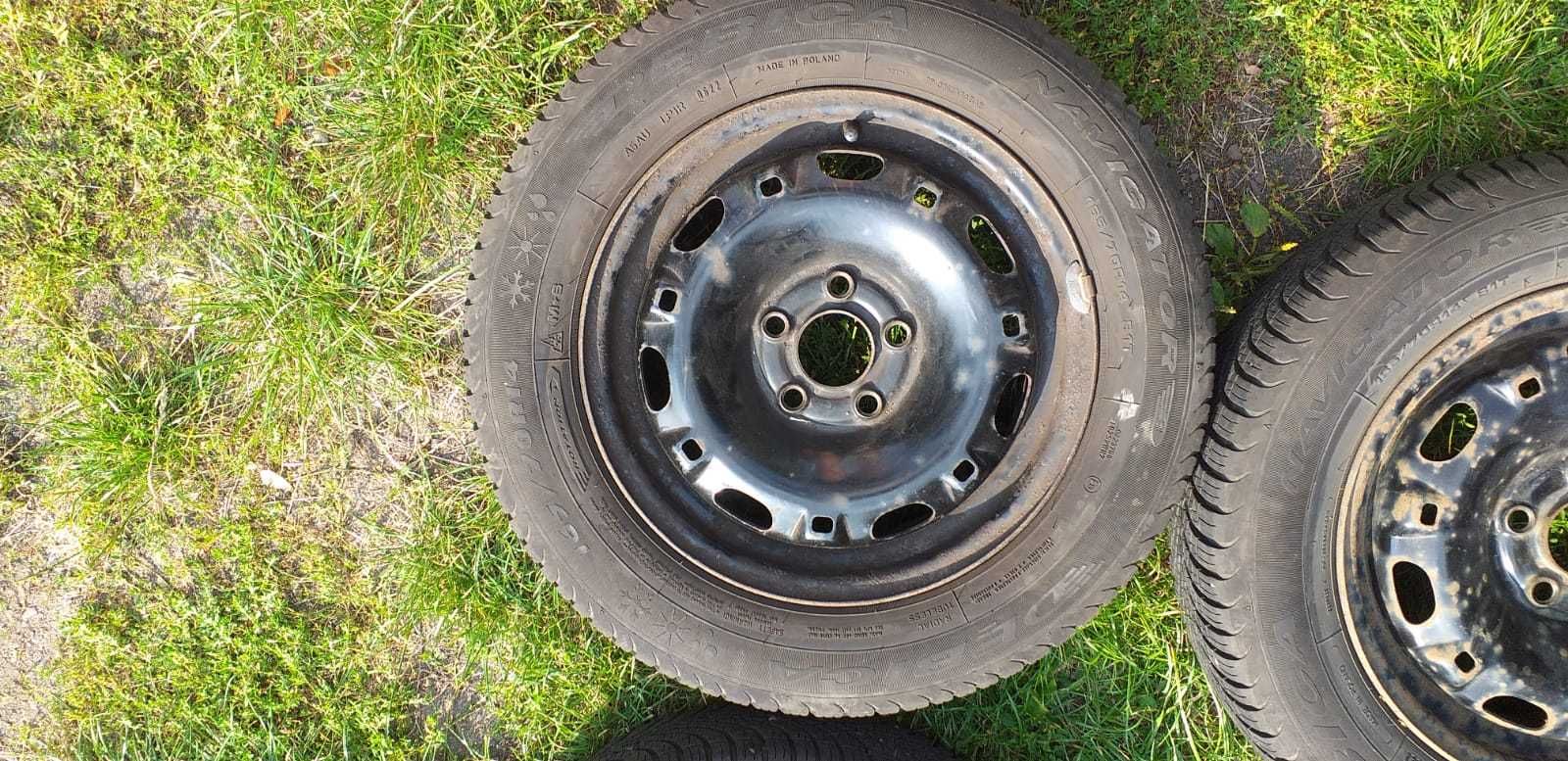 Opony zimowe z felgami 4sztuki z 2022r stan bdb debica 14x165/70