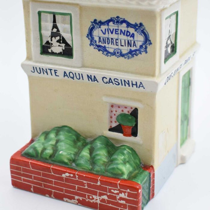 Mealheiro Casinha em cerâmica portuguesa