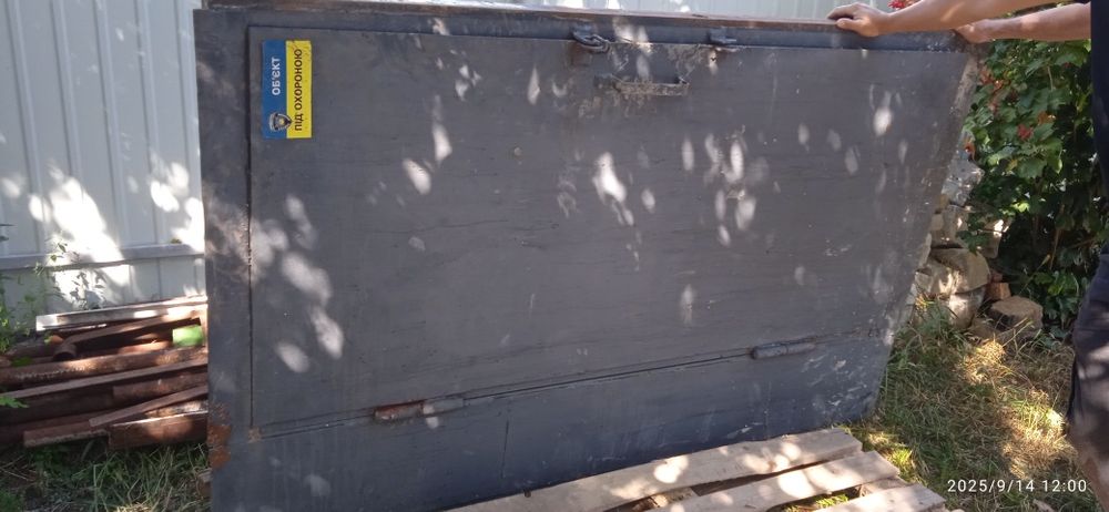 Продам ворота 2,5х1,9