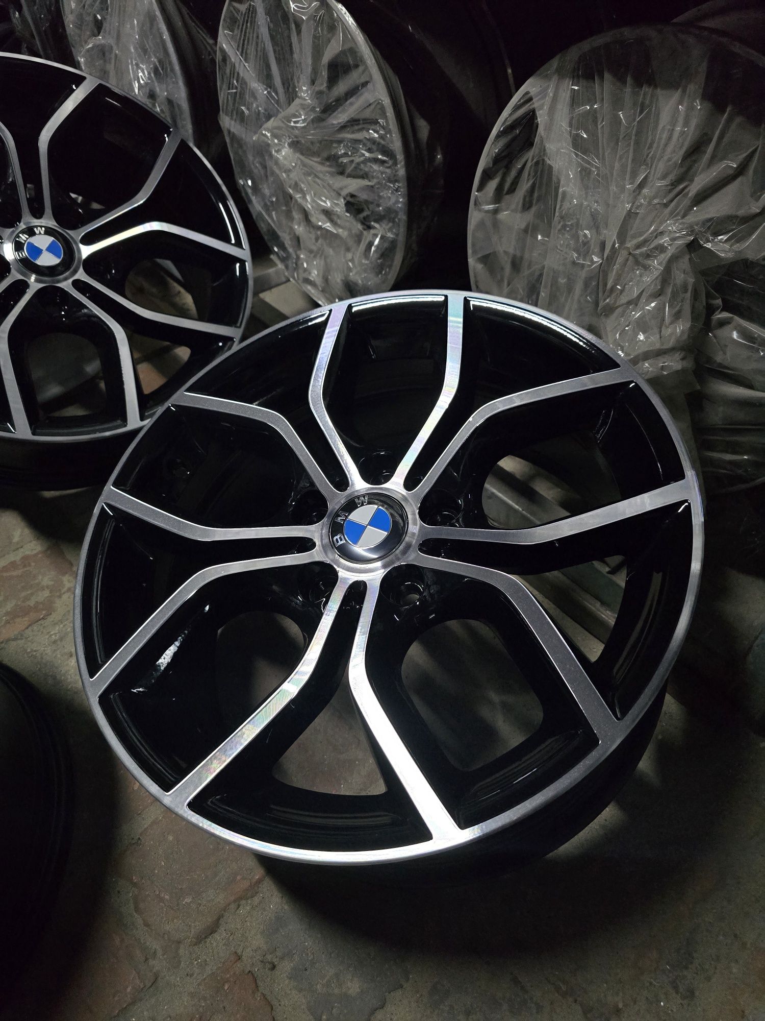 Felgi  18 5x120 BMW X3.X4  E90.91 F10 F11 F30   E60 x Drive