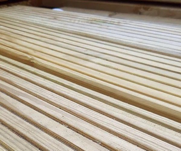 Deska tarasowa SOSNA 28 x 140 x 3000 mm