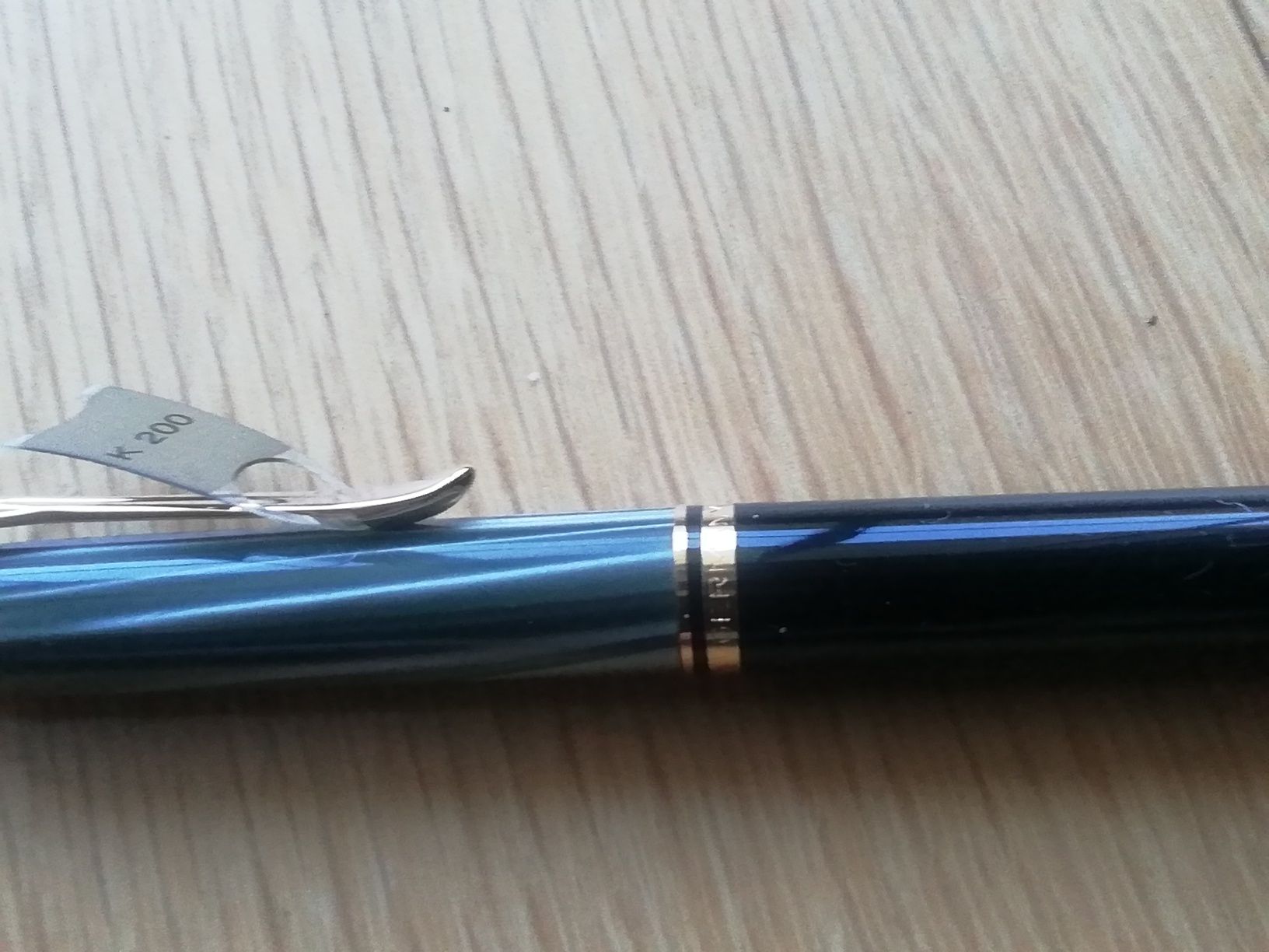 Esferográficas, Pelican K 200 e Montblanc