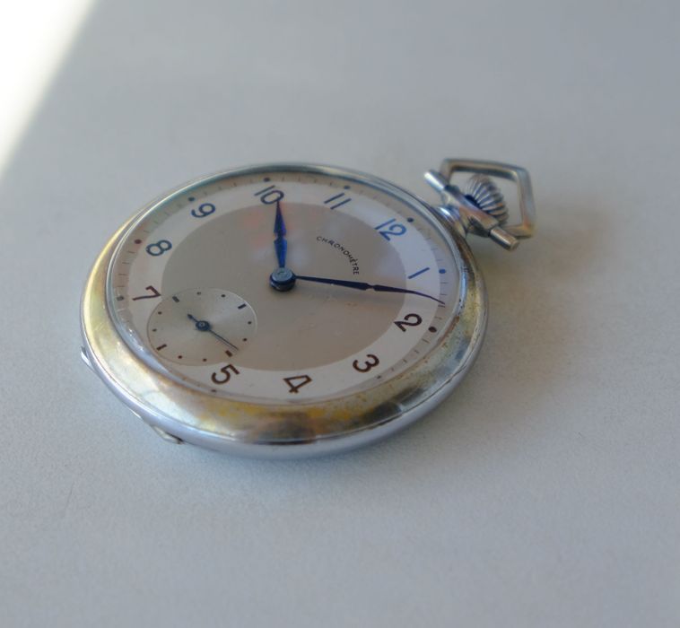 Relógio de bolso vintage Chronomètre, revisto em Novembro 2024