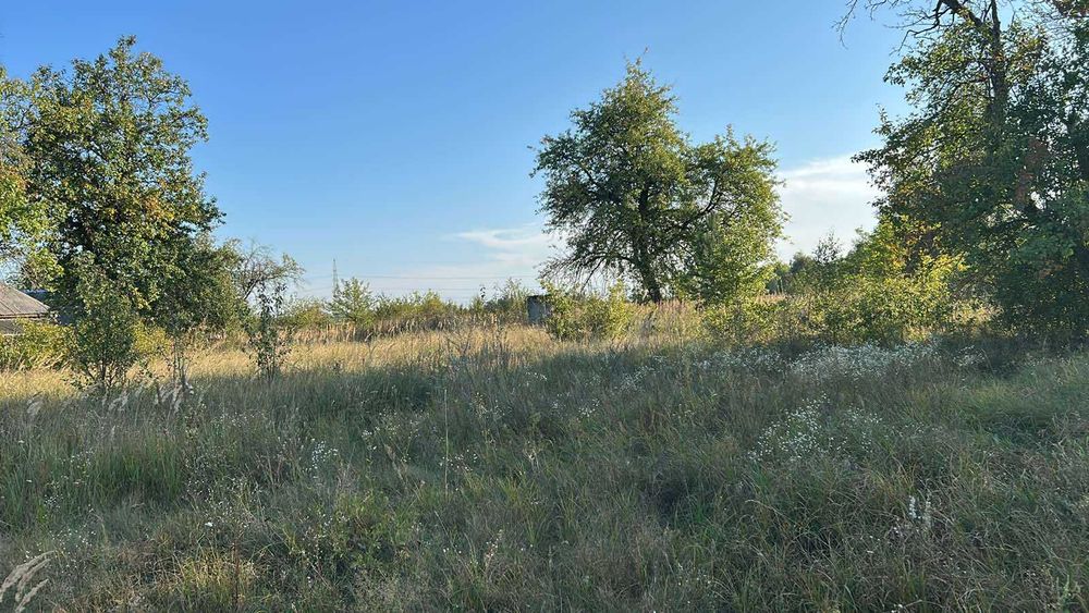 Продам земельну ділянку під забудову