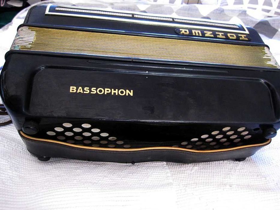 para restauro: vintage acordeão HOHNER Bassophon