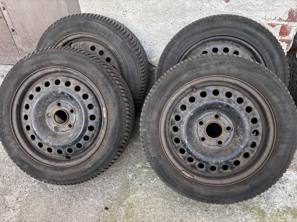 Koła felgi stalowe 5x114,3 opony zimowe 205/55 R16 dobry stan HONDA