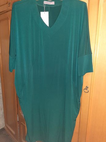 Продам  платье зеленого цвета