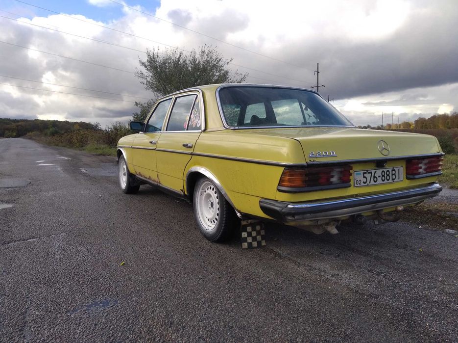 Мерседес 123 2.2 дизель