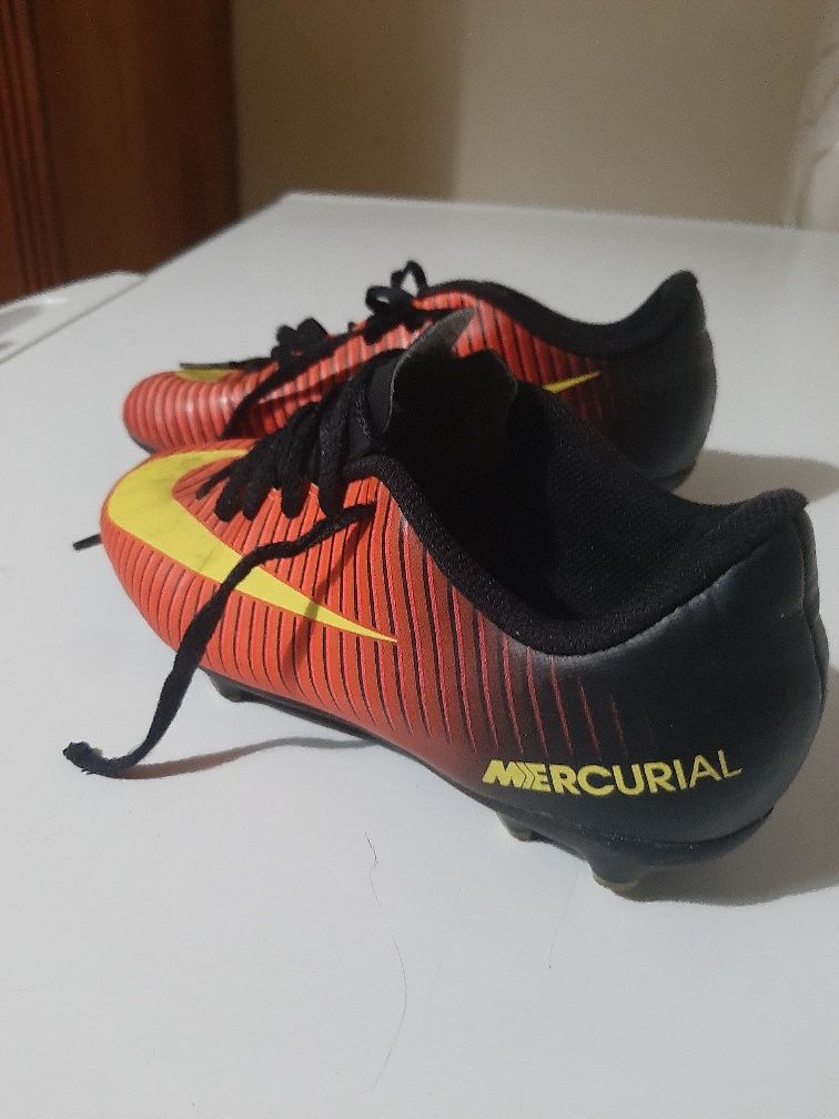 Chuteiras Nike Mercurial Criança