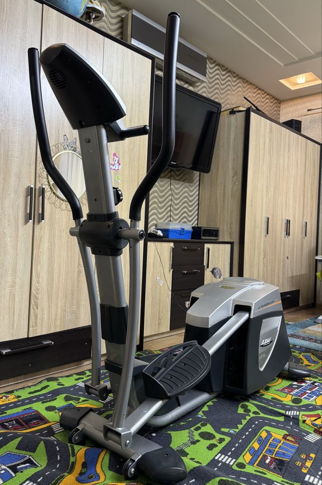 Орбітрек  BH Fitness Iridium Avant Programm