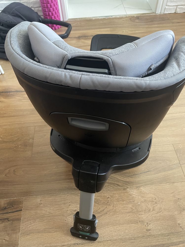 Fotelik Britax Romer dualfix M i-size
