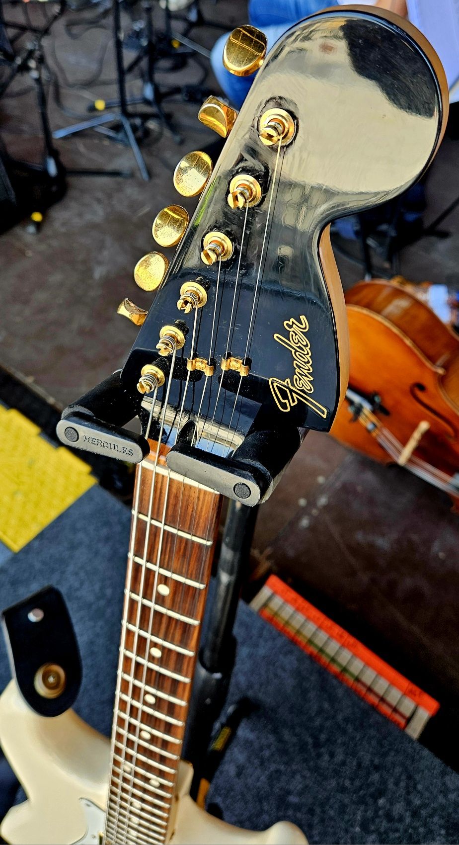 Fender FSR Mahogany Blacktop Stratocaster HHH 2019 - Olympic White