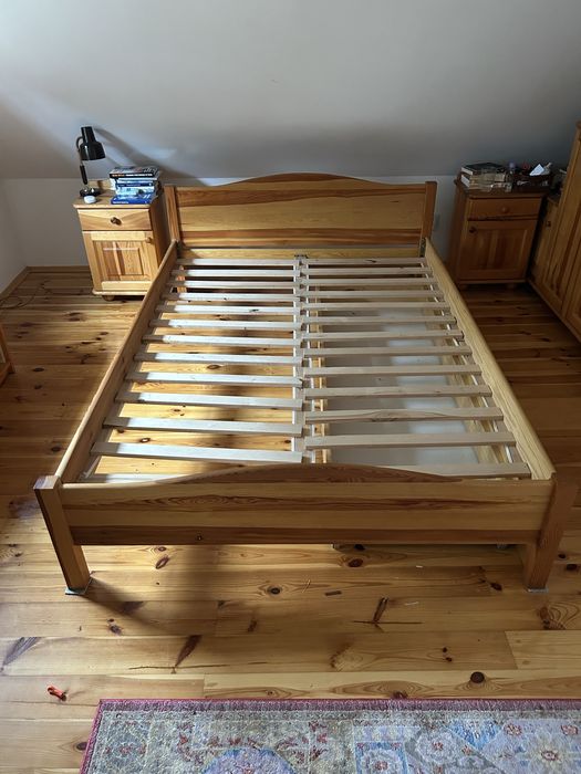 Łóżko sosnowe 140x200