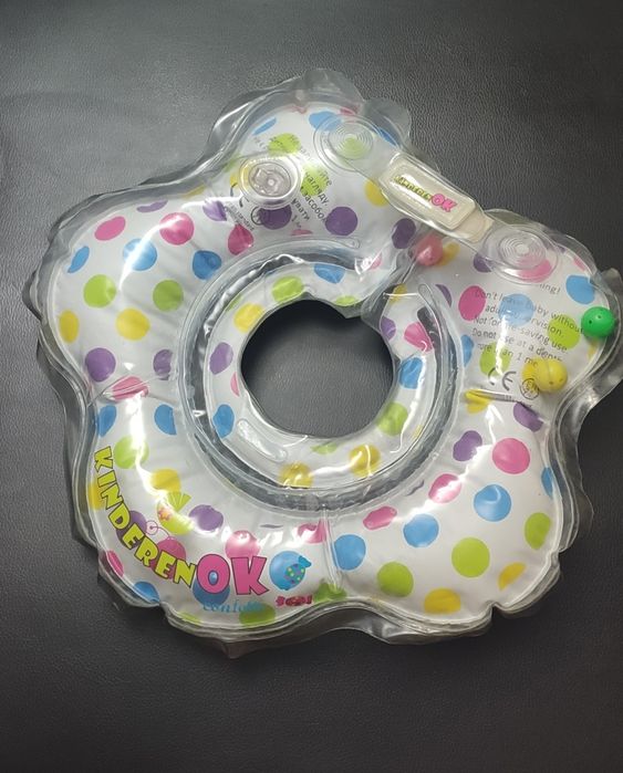 Дитячий круг, коло на шию та дитяче крісло для купання