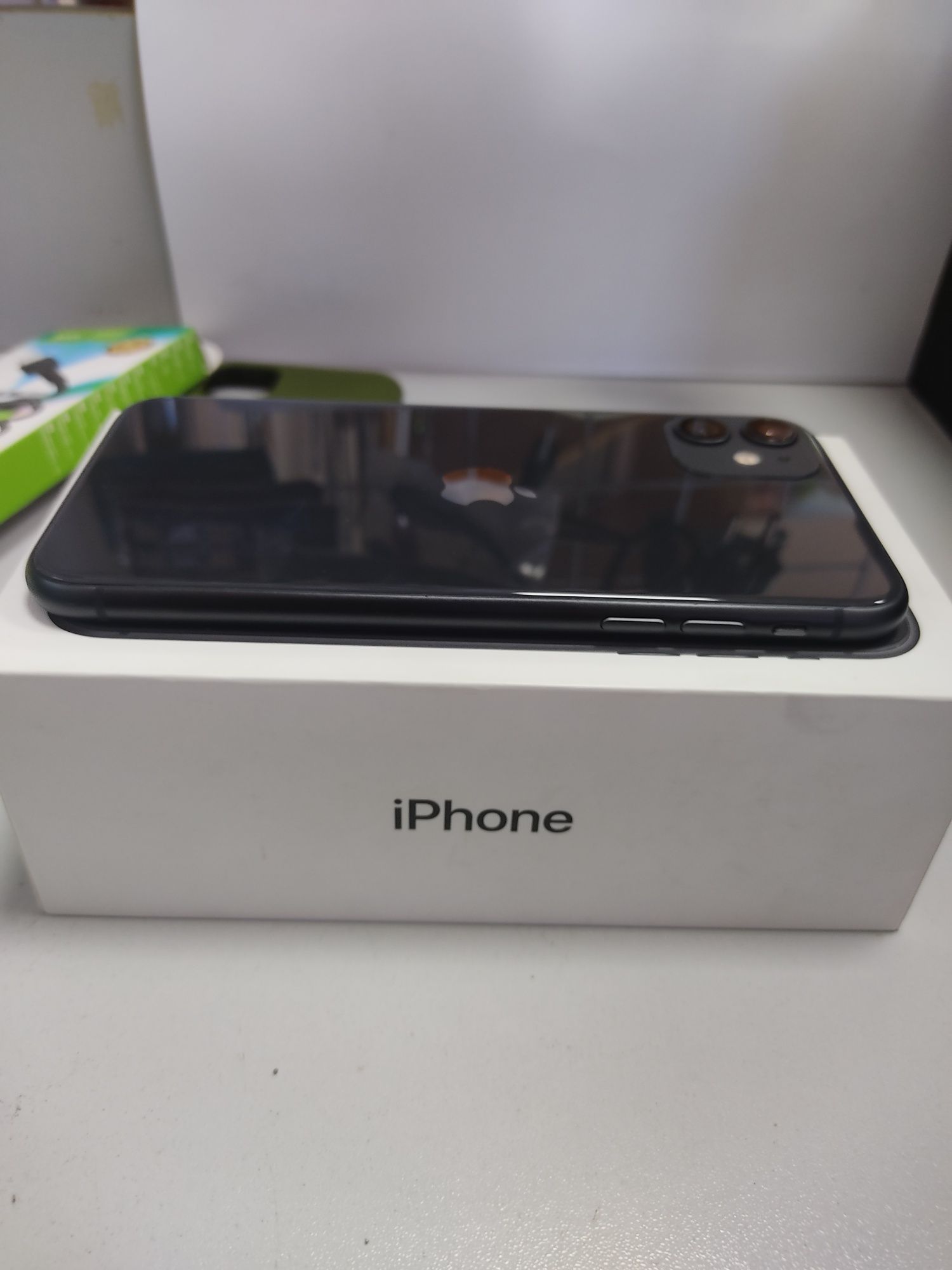 Iphone 11 64  gb Balck