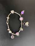 Pulseira estilo Pandora com 8 charms