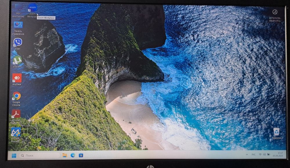 Продам ноутбук HP 250 G6 - i5 / 16GB RAM / SSD 512GB/Windows 11