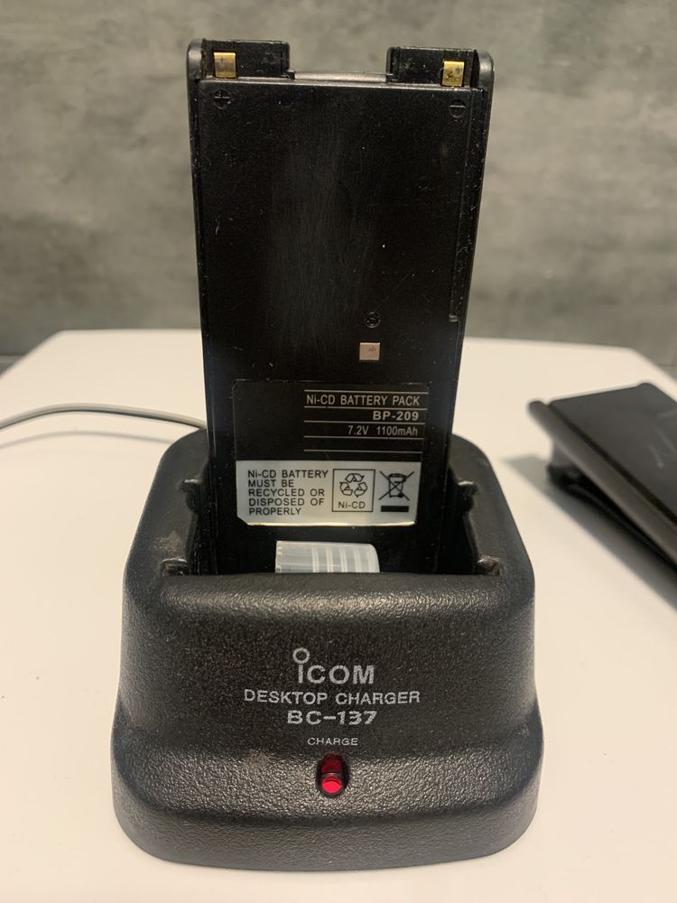 Радиостанция ICOM ic-f11