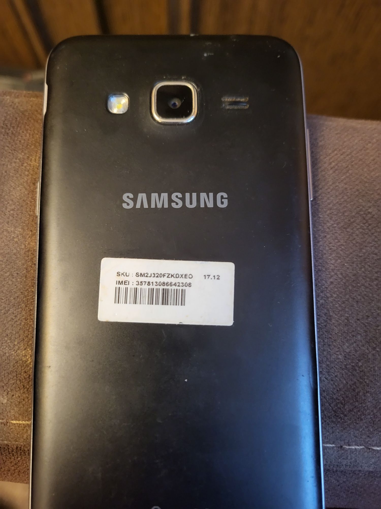 Samsung Galaxy J3 (2016) J320F