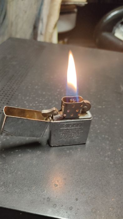 Isqueiro Zippo Original Agosto 1992 J VIII