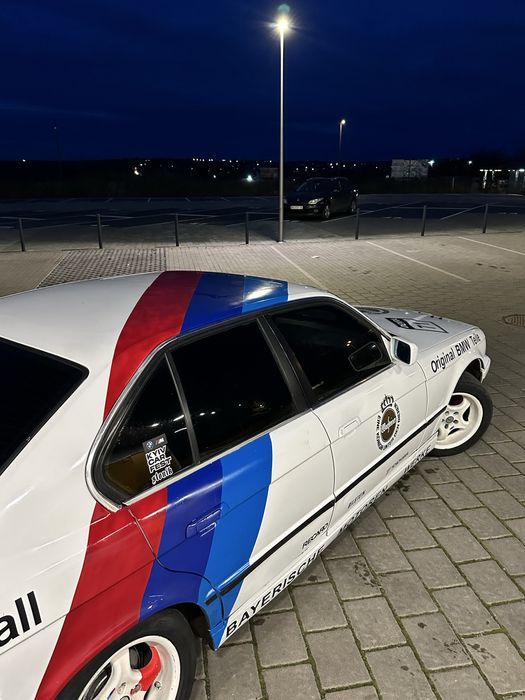 Продам BMW E34 M50B25