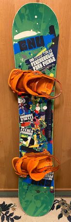 Zestaw deska Gnu Park Pickle 153 + wiązania Burton Cartel M snowboard