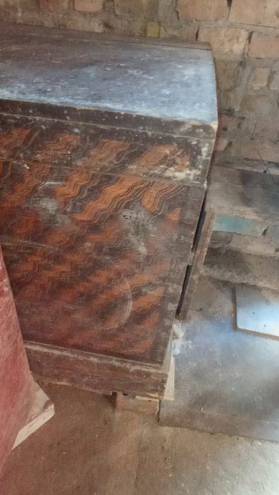 Дерев'яна скриня,  велика, 80 років