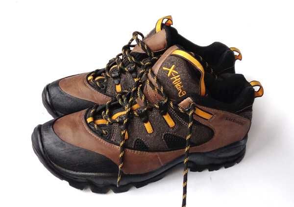 Buty Salomon 44 2/3 28,5 cm stan BD