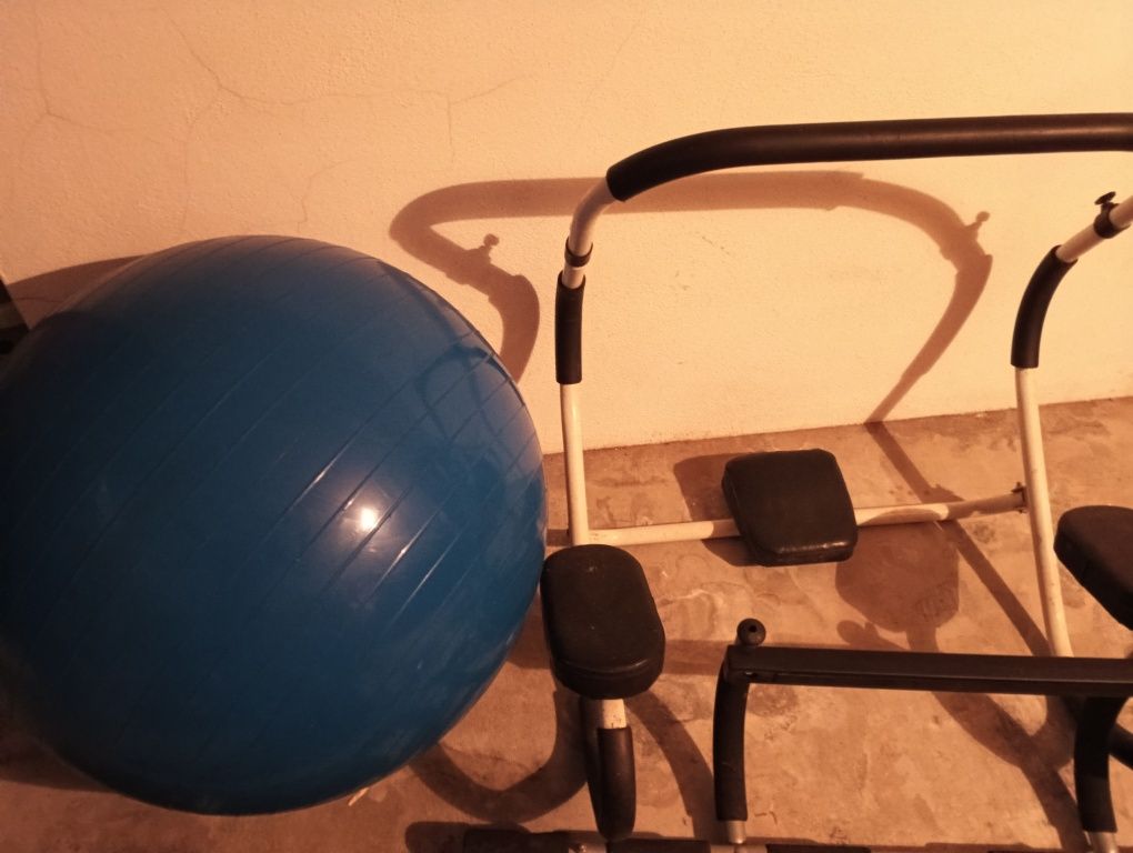 Vario material para exercício/ginásio