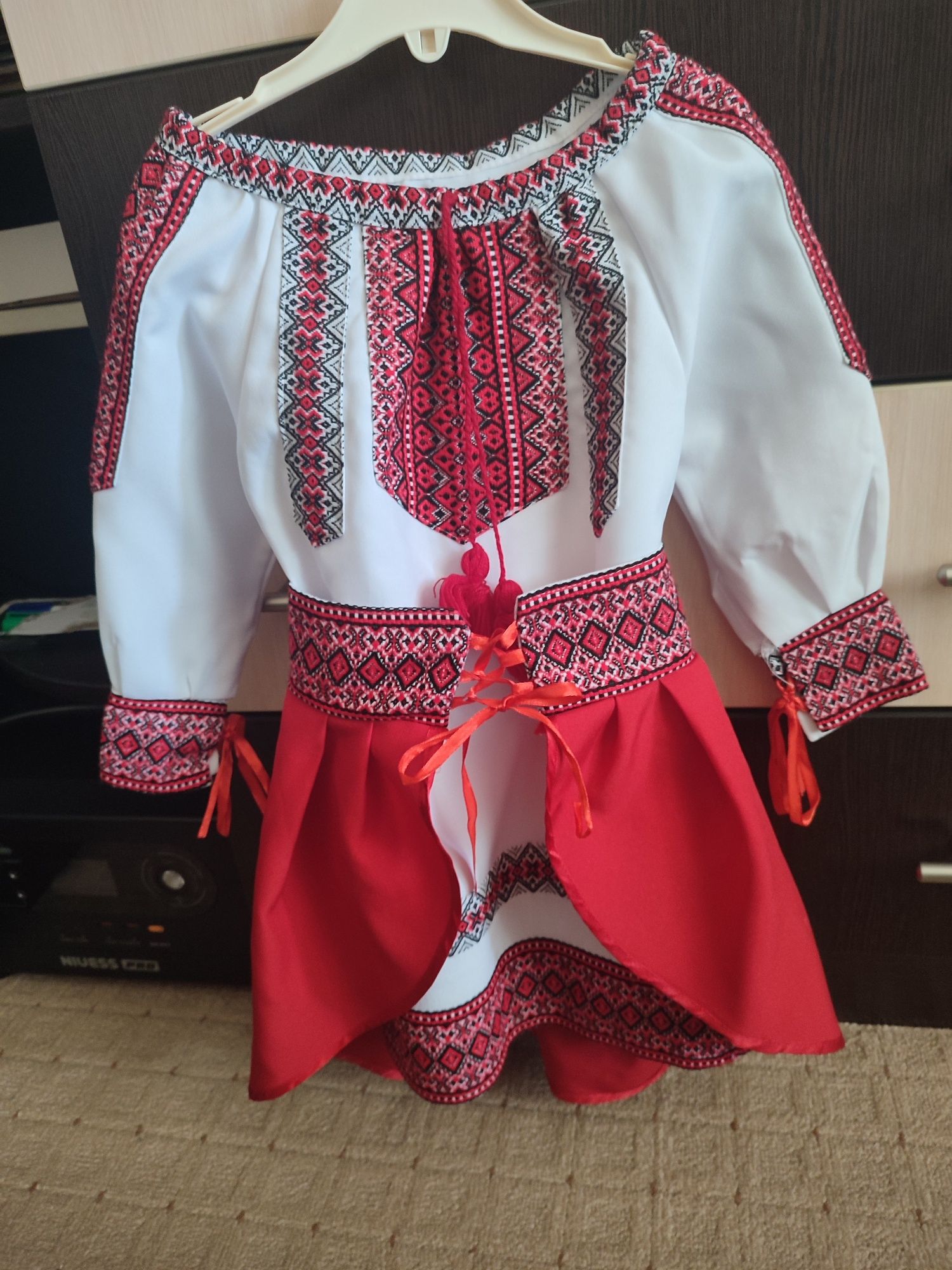 Вишиванка для дівчинки