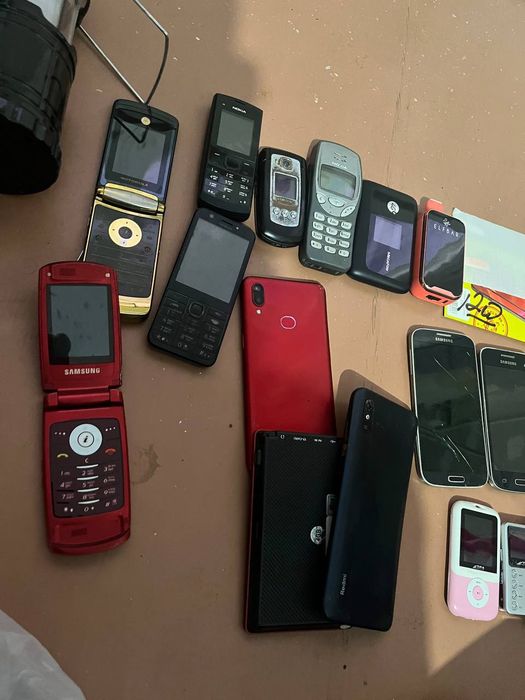 Лот разного nokia,samsung итд