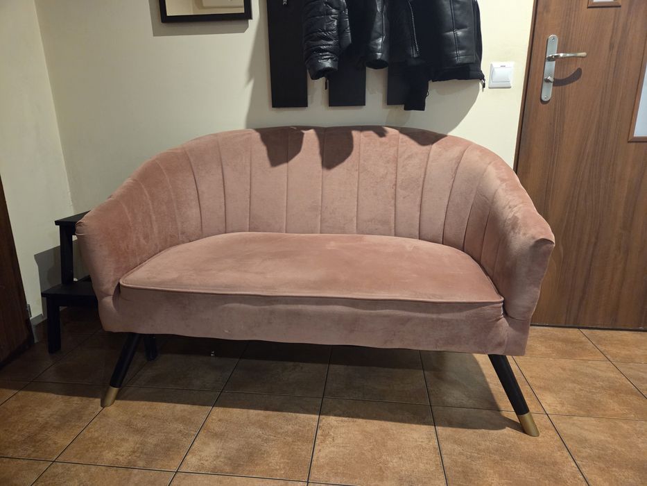 Sofa dwuosobowa welurowa