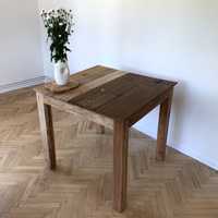 Rustykalny drewniany stół