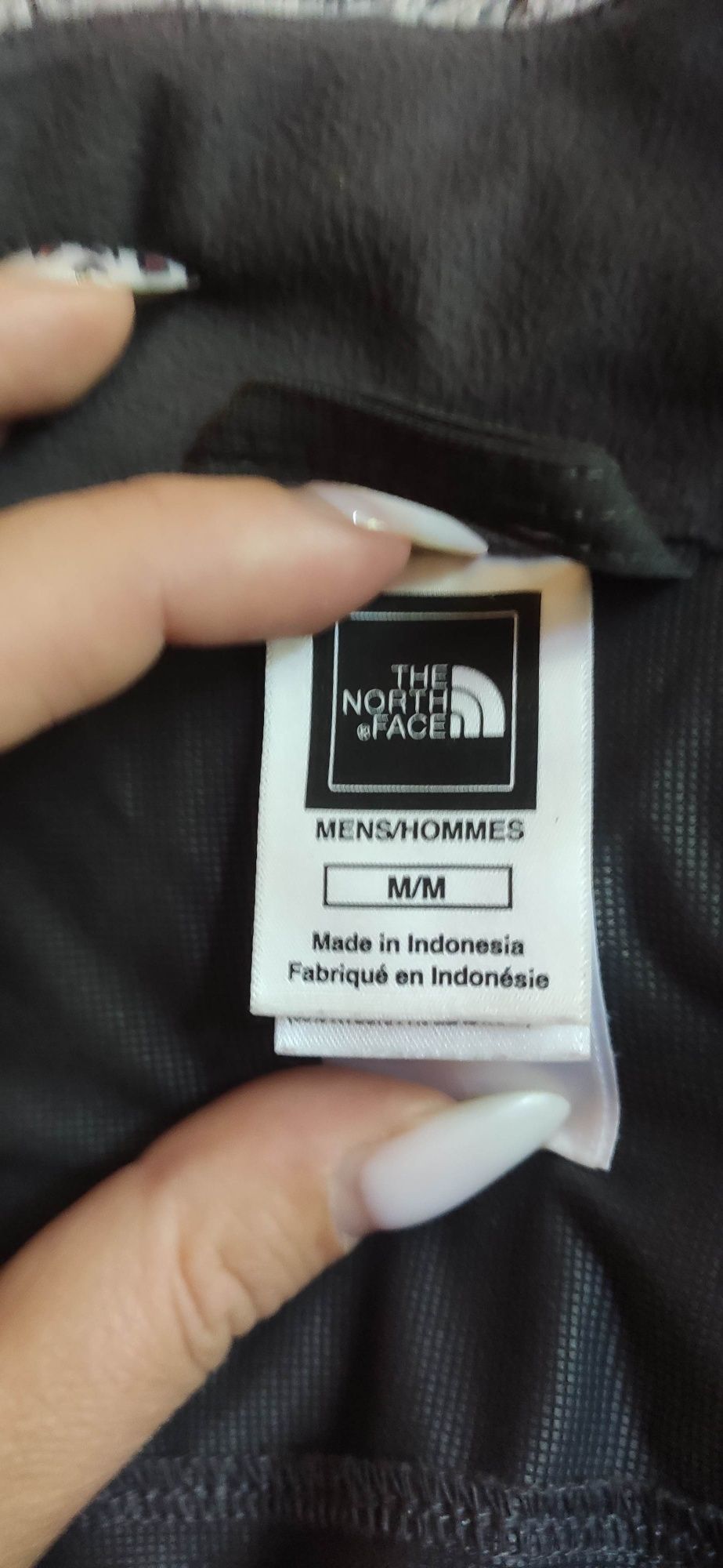 Жилетка (безрукавка,)the north face