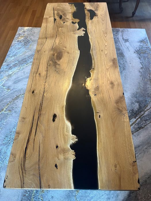 Stolik kawowy z żywicą epoksydową